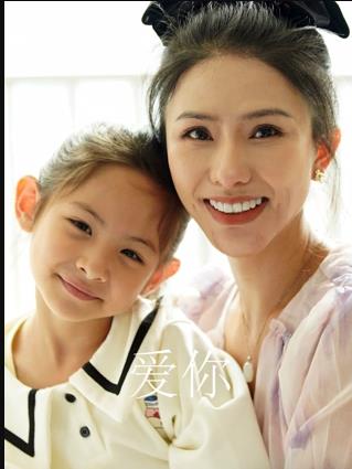 爱你 (2025)封面图